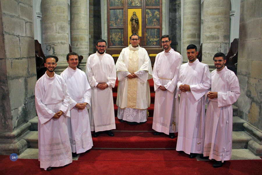 Bispo de Angra ordenou quinto diácono com vista ao sacerdócio desde que é responsável pela diocese insular