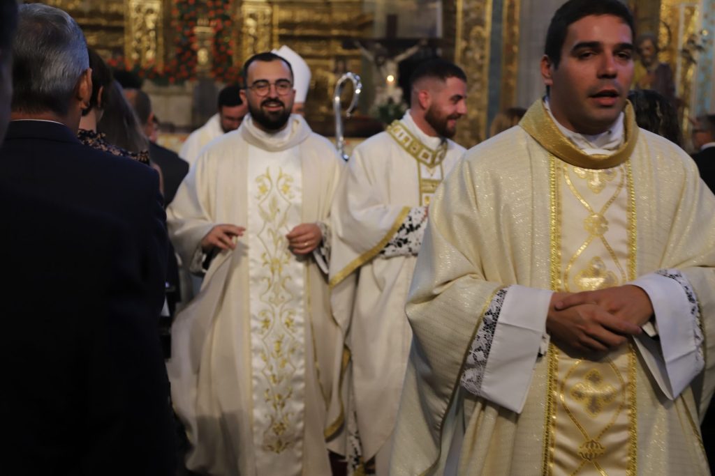 “Sede padres de hoje”